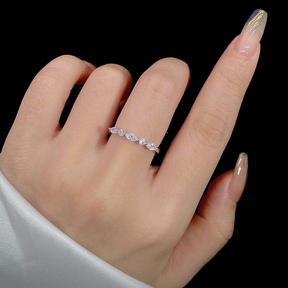 Anel Feminino em Prata S925 Nicho Avançado Luxo Leve Personalidade