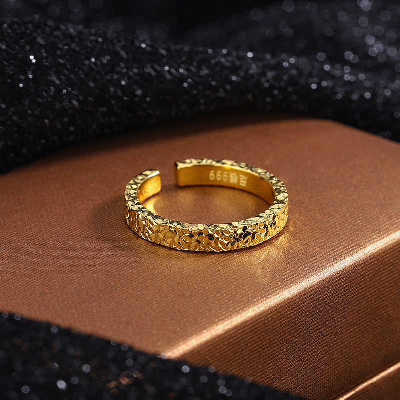 Anel Aberto de Ouro Placer do Vietname Feminino Luxo Leve Temperamento Alta Sensação de Moda Anel para Dedo Indicador
