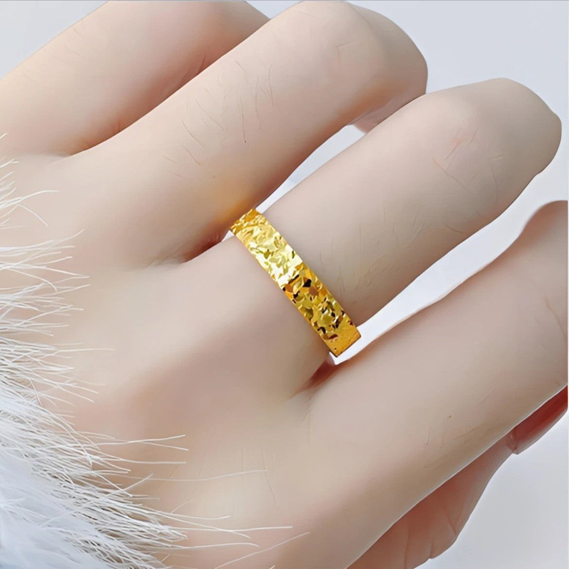 Anel Aberto de Ouro Placer do Vietname Feminino Luxo Leve Temperamento Alta Sensação de Moda Anel para Dedo Indicador