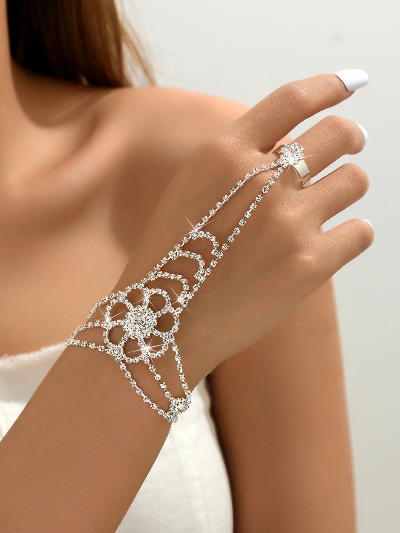Conjunto Popular de Colar e Brincos de Quartzo com Strass Redondos de Luxo