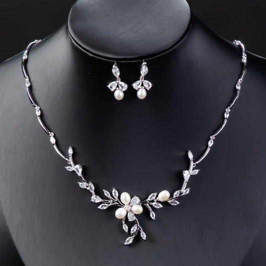 Conjunto de Joias com Colar e Brincos de Pérola Doce e Zircónio